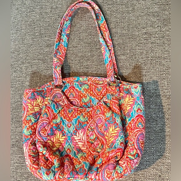 VERA BRADLEY: Multicolor Purse: Two (L) Outside Pockets. Spacious Interior. New! - Picture 3 of 3
